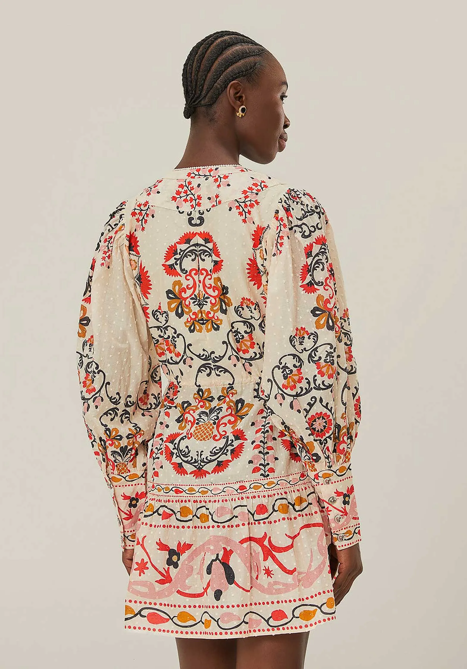 328912 Cashew-Mandala-Cream