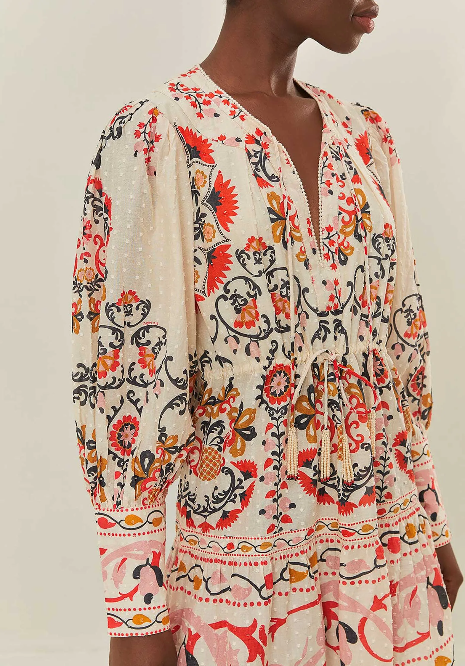 328912 Cashew-Mandala-Cream