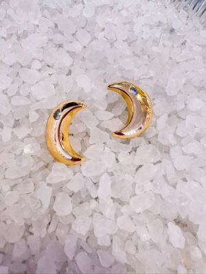 CRESCENT MOON STONE EARRING
