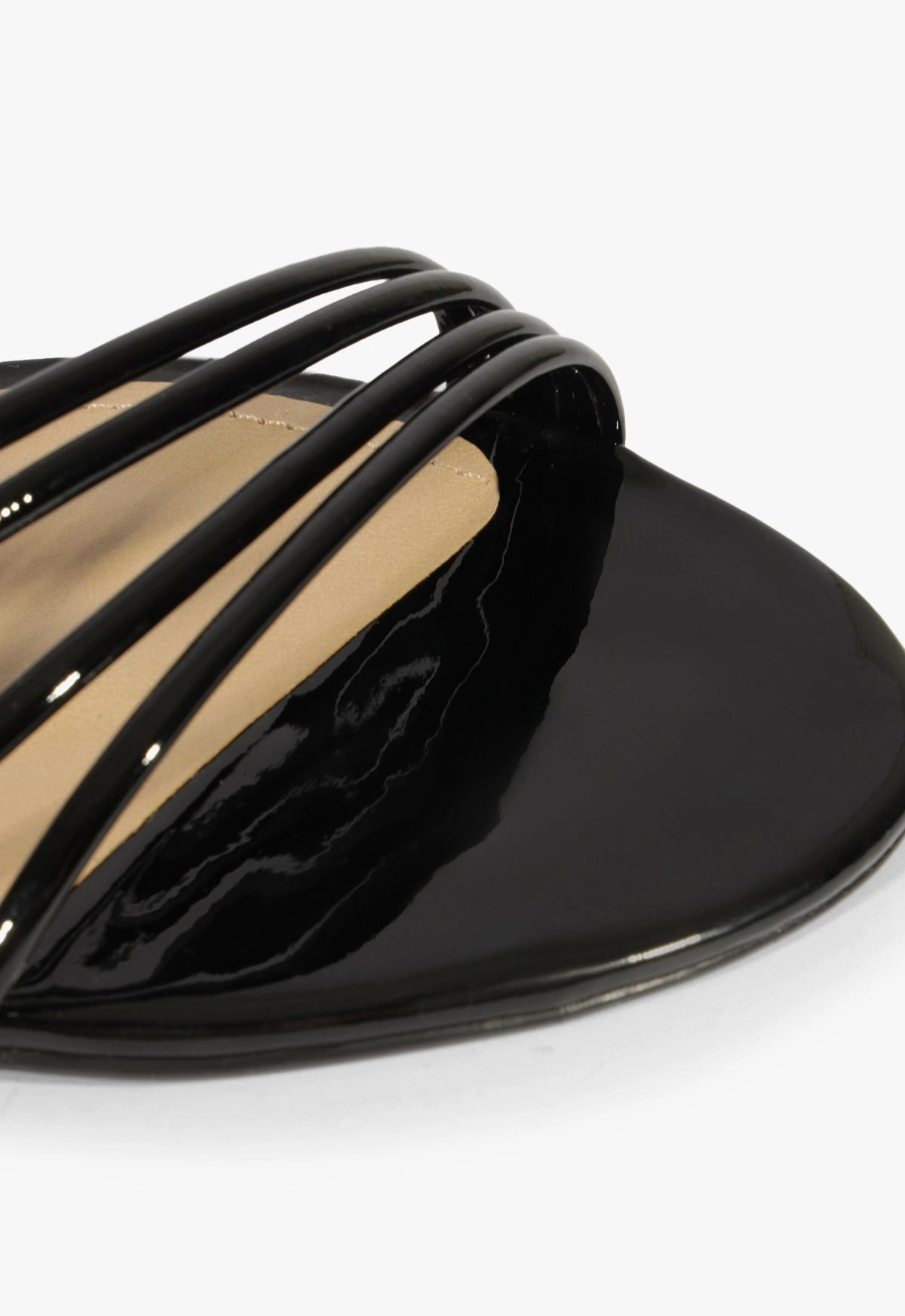 Inez Flat Sandal