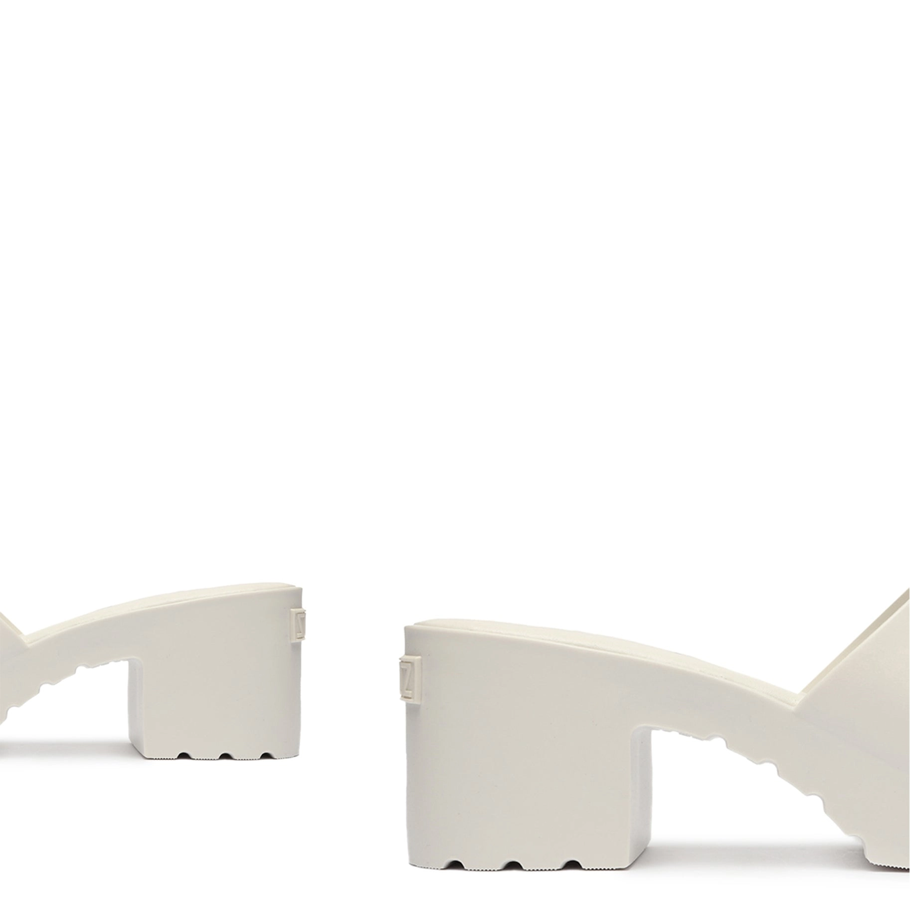 Mizzy Jelly Sandal
