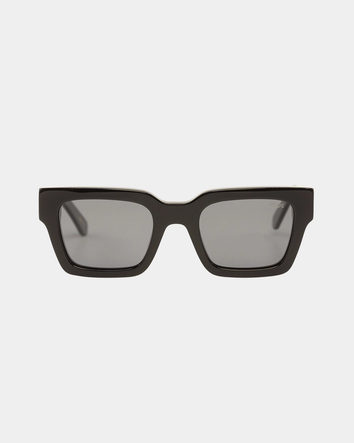 Nuqe Baker Sunglasses Black/Gold