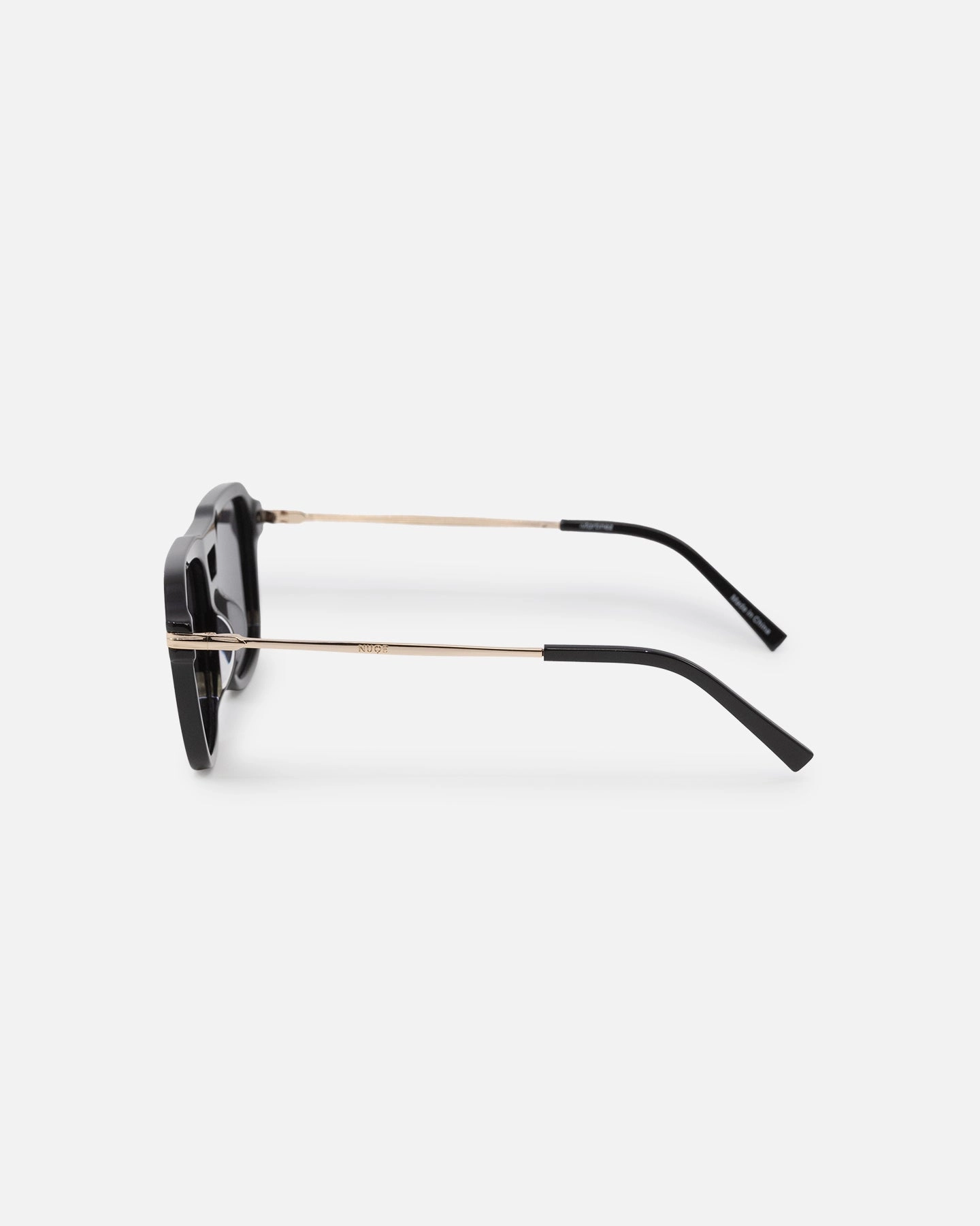 Nuqe Martinez Sunglasses Black/Gold