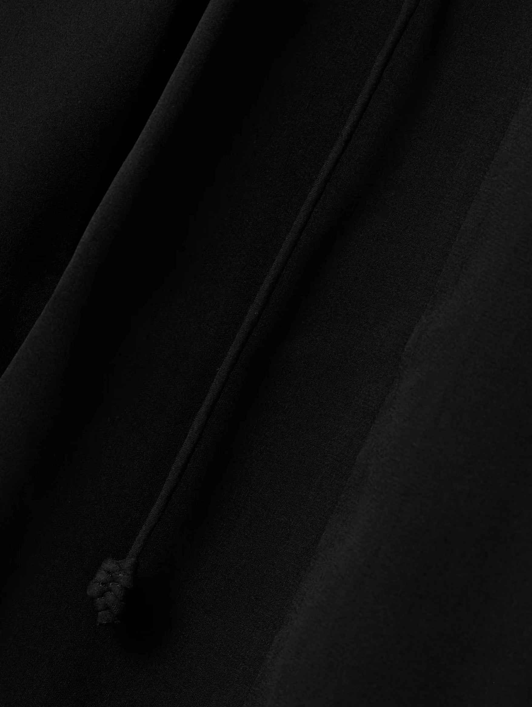 Safa Silk Blouse in Noir