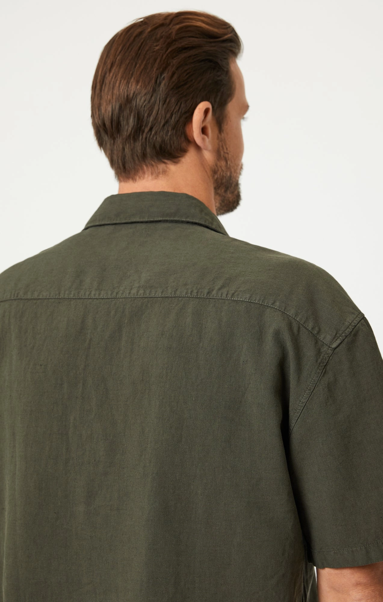 SHORT SLEEVE BUTTON-UP SHIRT IN ASPHALT